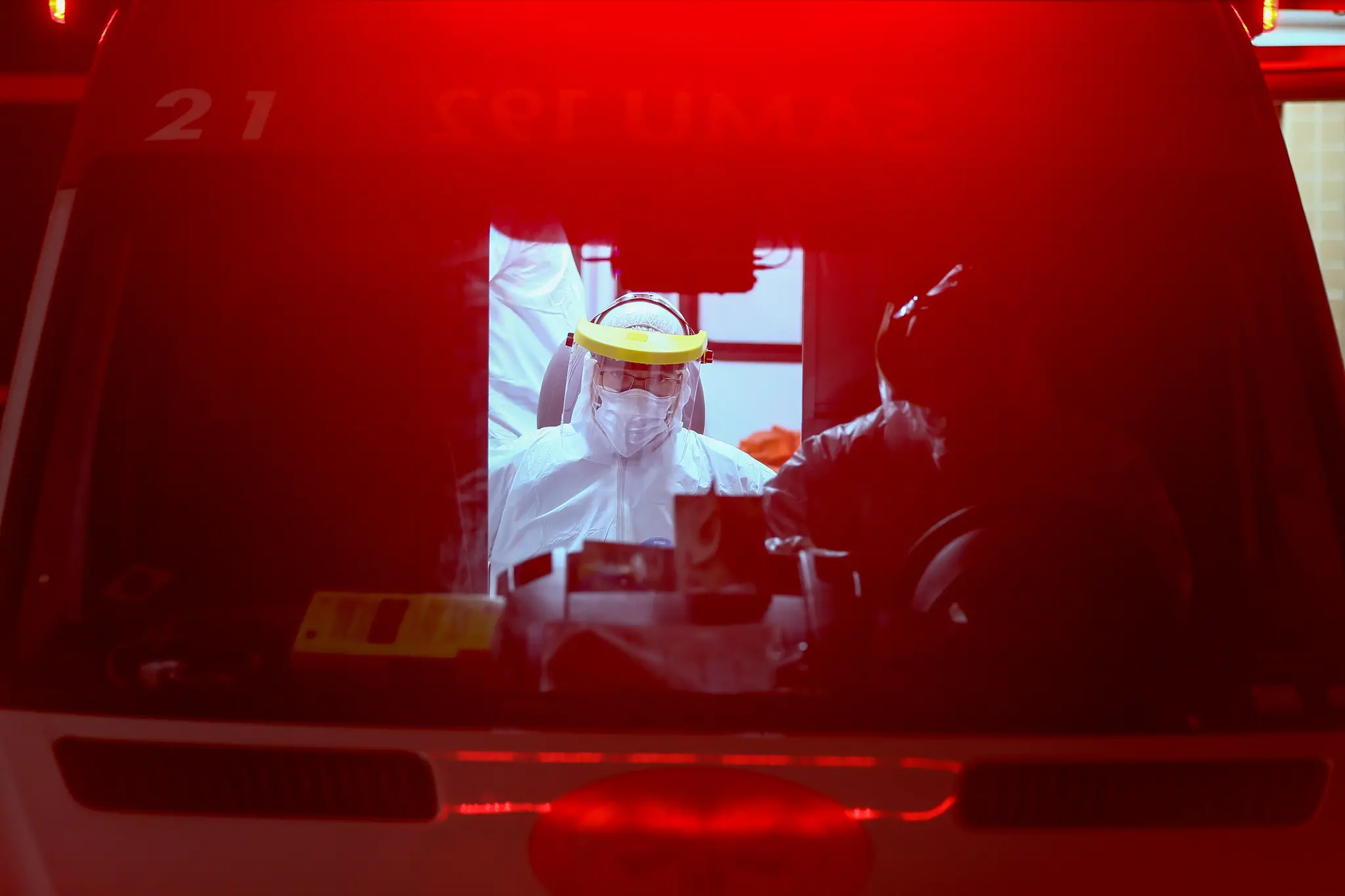 Imagem da notícia: Pandemia, 5 anos depois: como a ciência usou dados para mapear a Covid-19 no CE e buscar respostas na crise