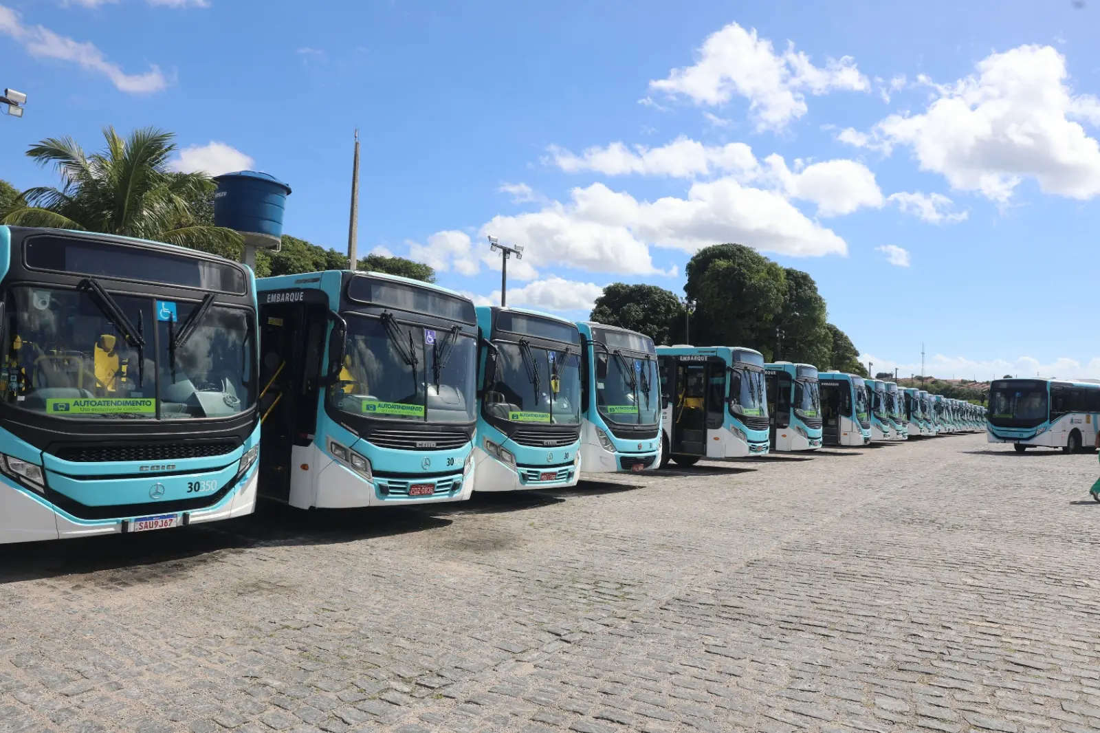 Imagem da notícia: Fortaleza terá linha de ônibus entre Parangaba e novo hospital universitário