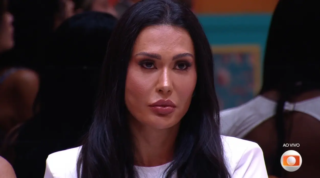 Imagem da notícia: Quem saiu do BBB 25? Gracyanne é eliminada com 51,38% dos votos no 9º paredão