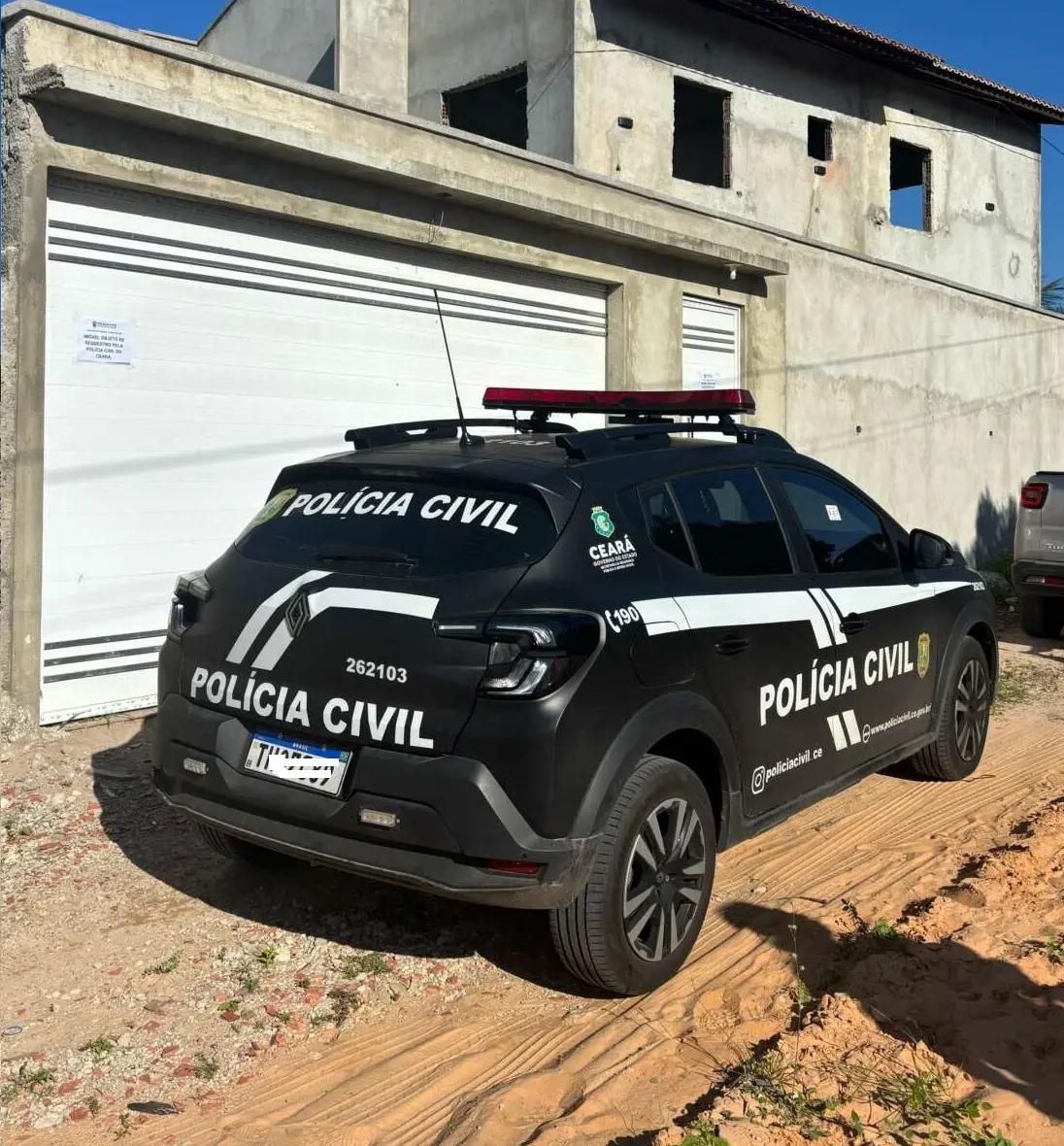 Imagem da notícia: Chefe de facção suspeito de ataques a provedores de internet em Fortaleza é preso