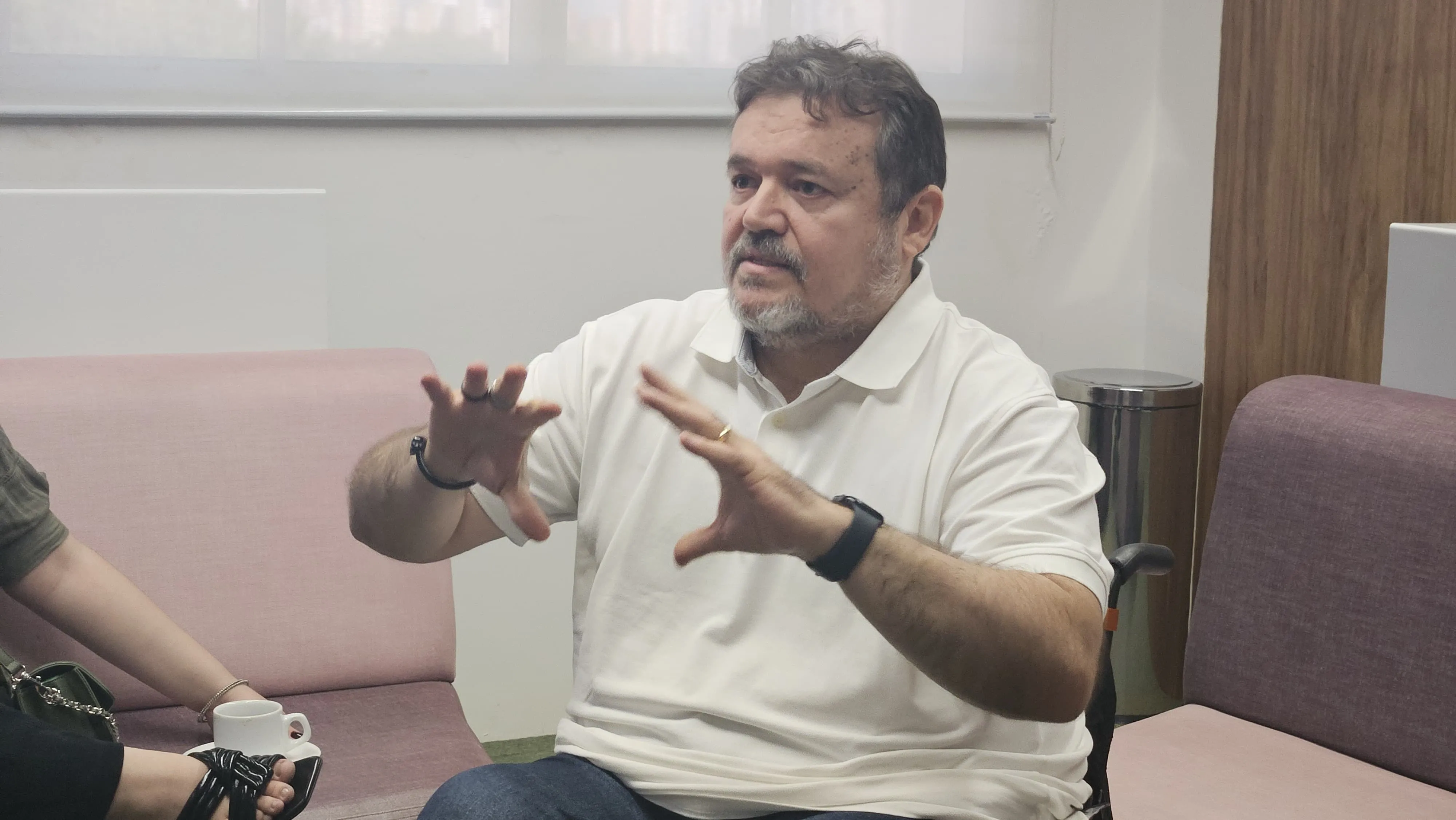 Emerson Damasceno é advogado e presidente de comissão especializada da OAB/CE