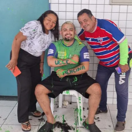 Victor contou com o apoio dos pais para seguir estudando