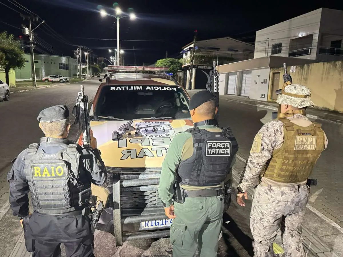 Imagem da notícia: Guarda municipal de Fortaleza é preso pela Polícia Militar por suspeita de integrar facção criminosa
