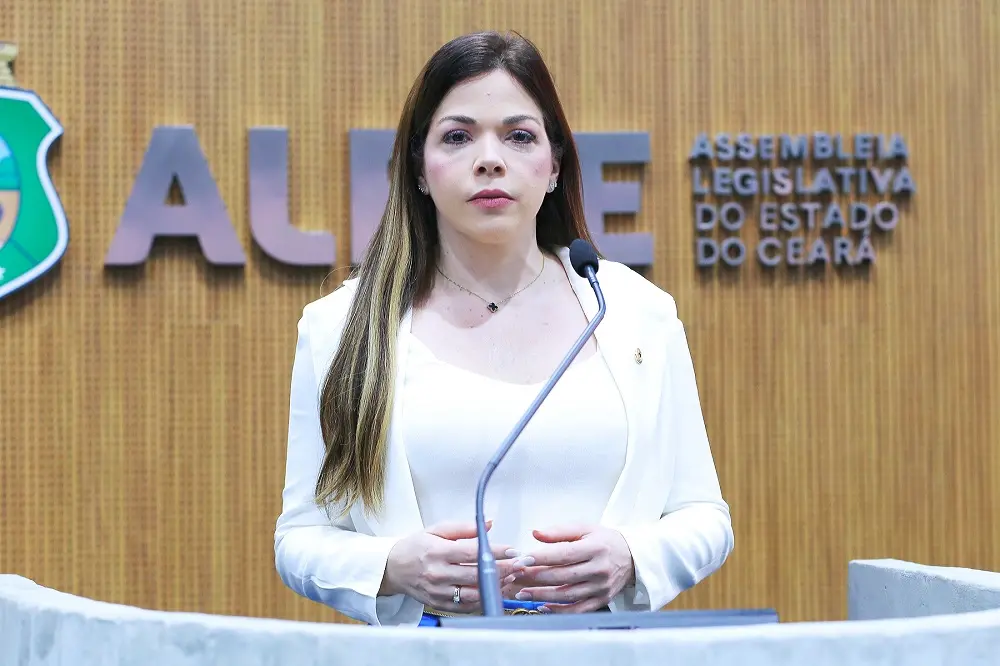 Imagem da notícia: Projeto na Assembleia mira fim de cobrança extra para personal trainers em academias