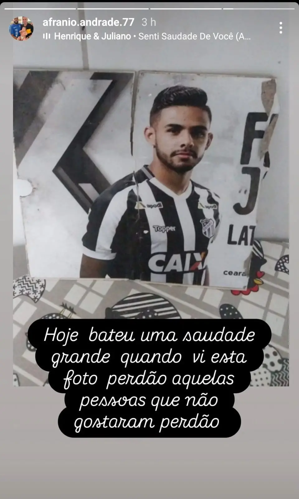 Imagem da notícia: Pai do jogador Felipe Jonatan posta foto do jogador com camisa do Ceará e fala em ‘saudade’