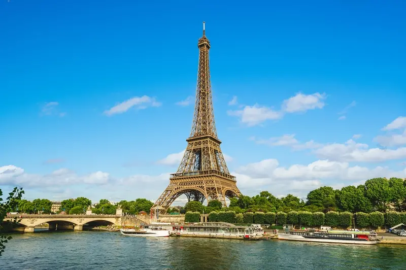 Torre Eiffel