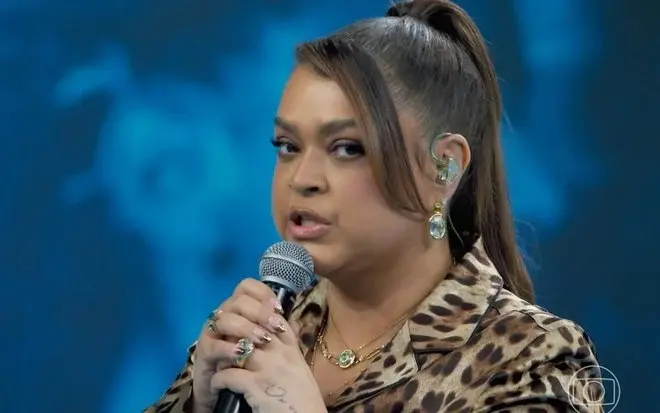 Imagem da notícia: Preta Gil se emociona e diz que fará tratamento no exterior: 'Me recuso a aceitar que se findou para mim'