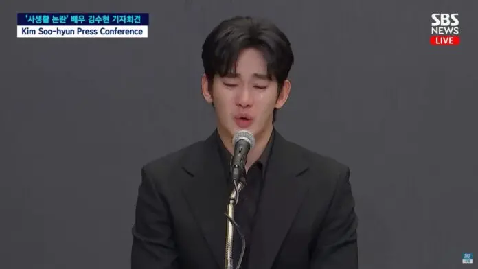 Imagem da notícia: Kim Soo-hyun, astro coreano, chora em coletiva ao negar relacionamento com atriz menor de idade