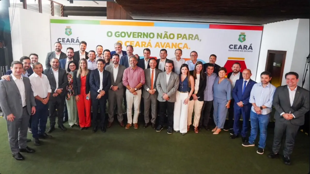 Imagem da notícia: O que o governador Elmano revelou aos deputados sobre a estratégia de segurança do Estado
