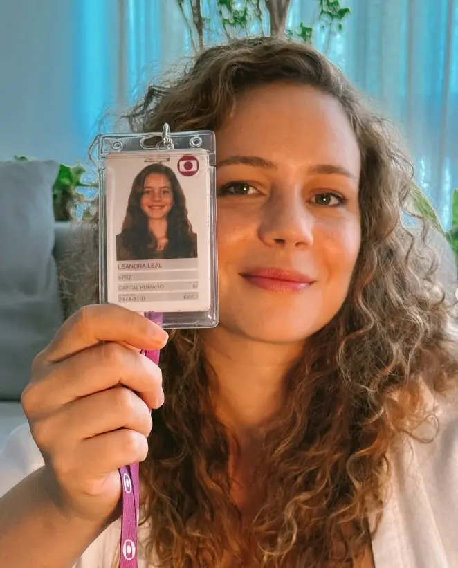 Imagem da notícia: Leandra Leal encerra contrato de 30 anos com a Globo e anuncia saída da emissora: ‘Nova fase’