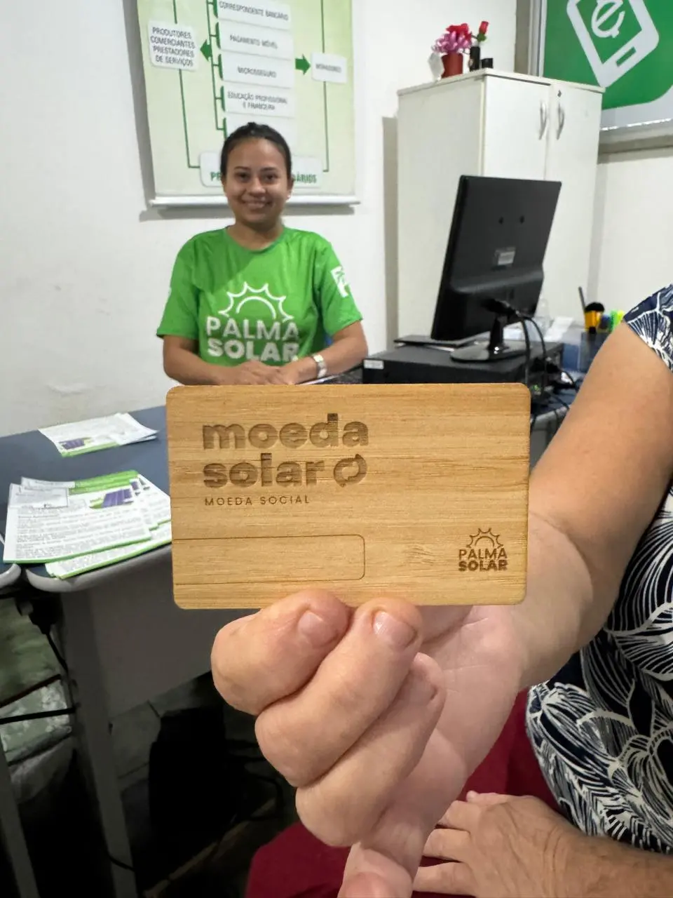 Cartão de bambu