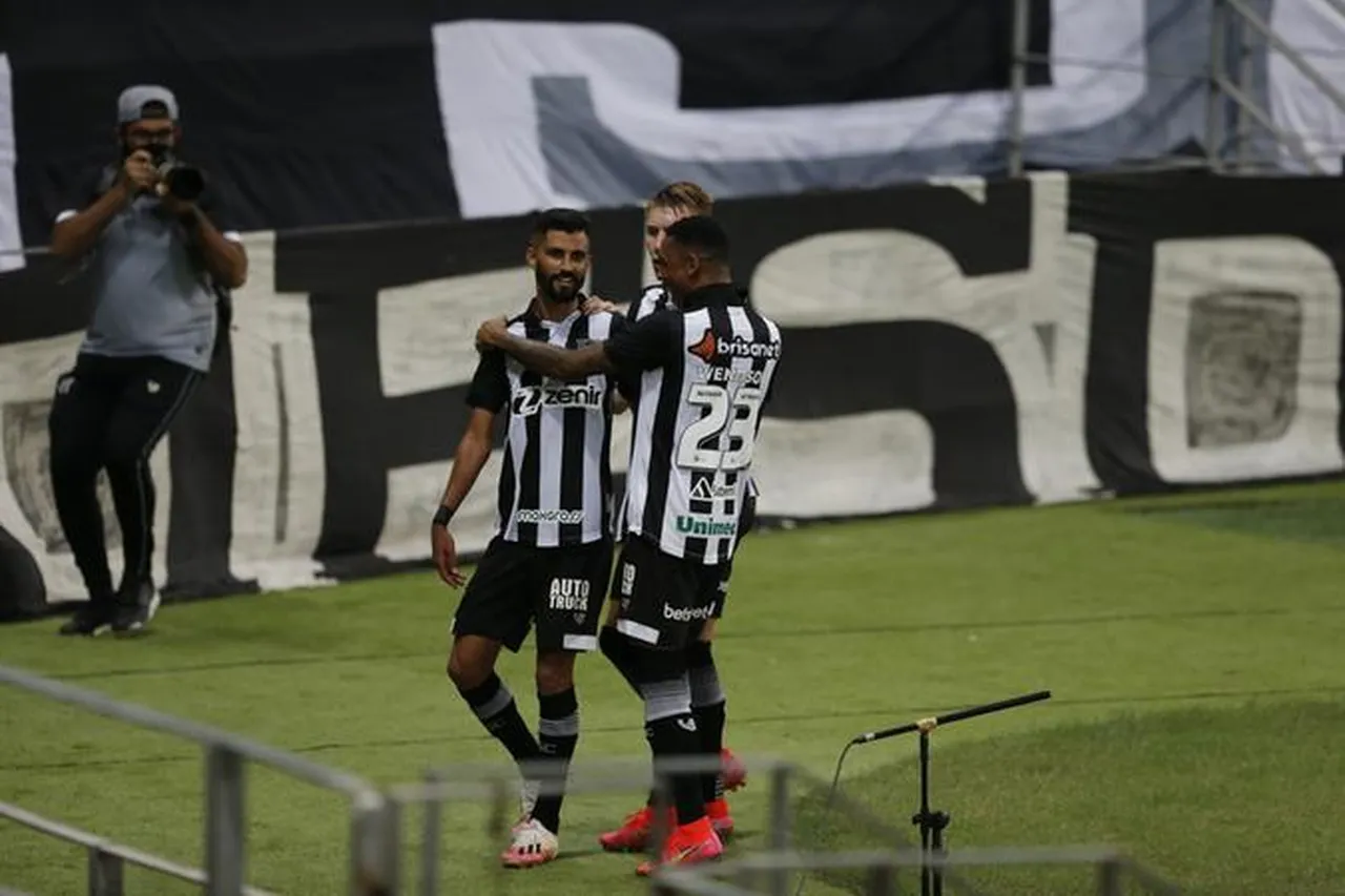 O Ceará venceu o Grêmio por 3 a 2 na estreia da Série A de 2021