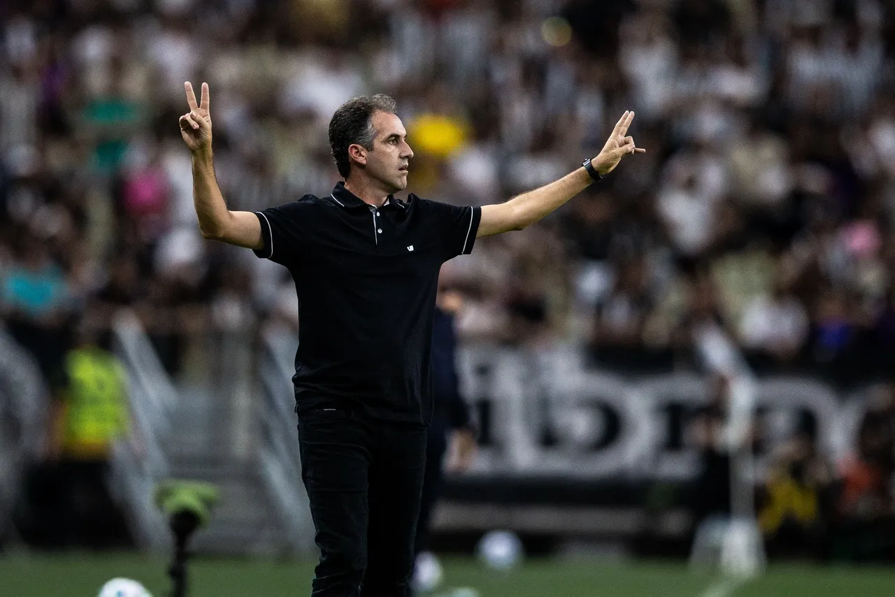 Léo Condé chegou ao Ceará no meio da disputa da Série B em 2024