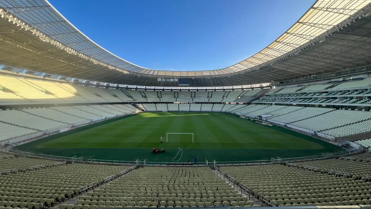 A Arena Castelão é o principal palco esportivo do futebol cearense e a casa de Ceará e Fortaleza na Série A