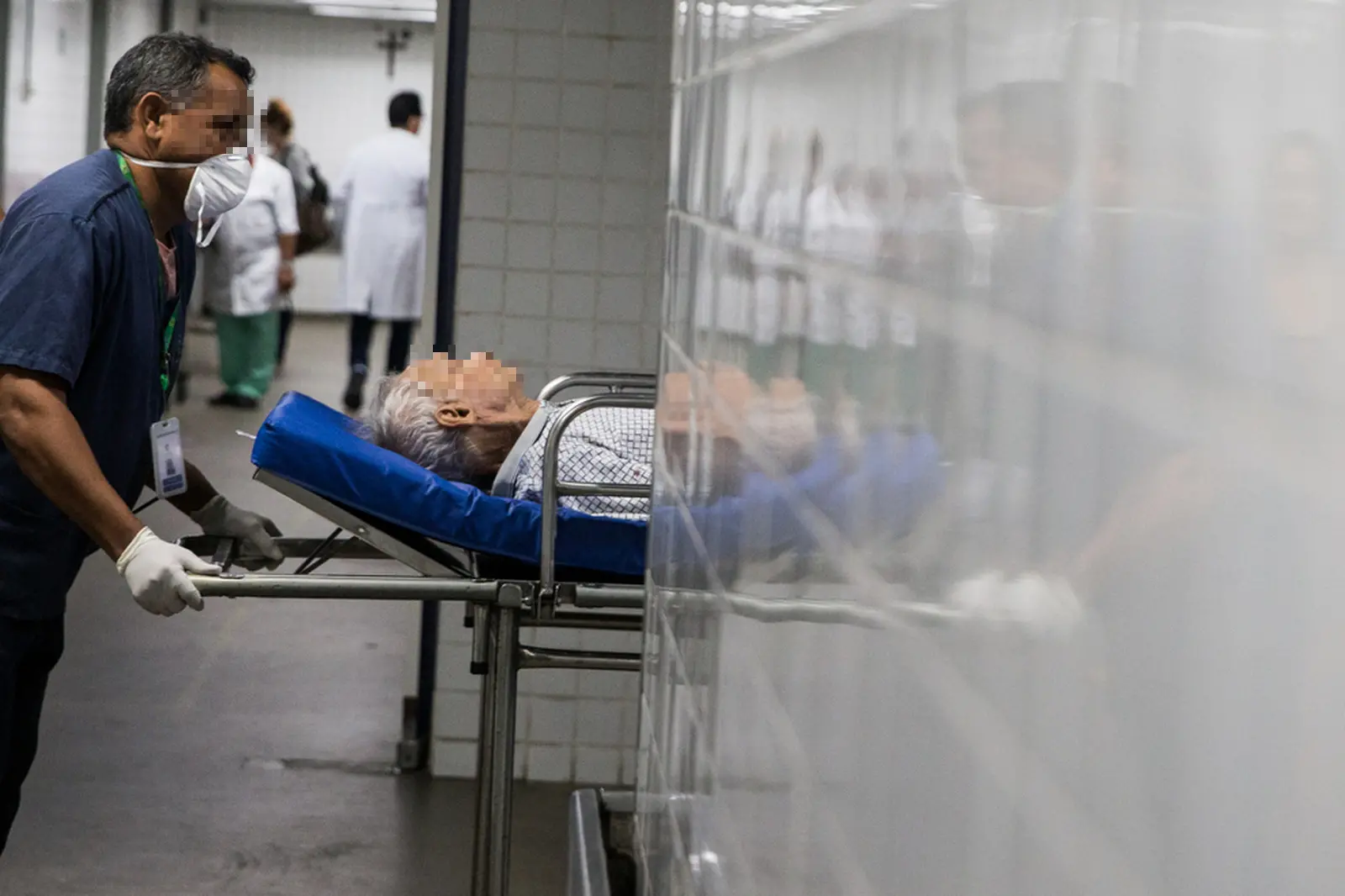 Imagem da notícia: Técnicos de enfermagem da extinta Fagifor serão alocados no IJF para suprir déficit, promete Evandro Leitão