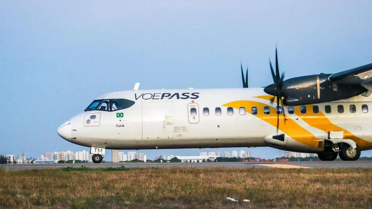 Avião modelo ATR-72 da Voepass