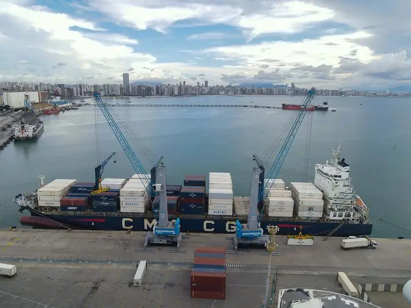 Imagem da notícia: Servidores do Porto de Fortaleza são alvos de operação contra tráfico internacional de drogas