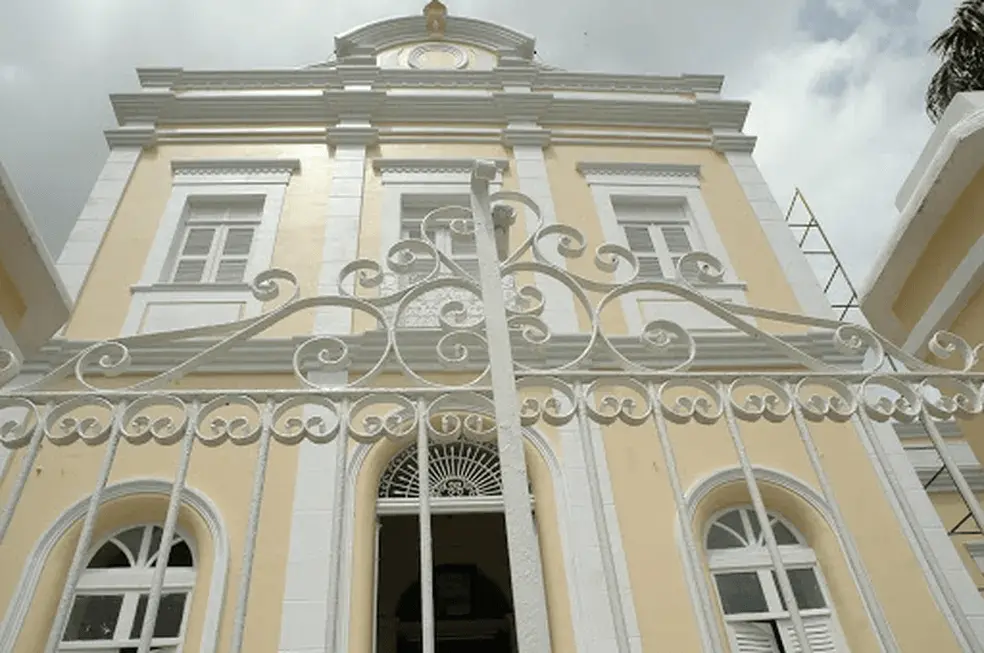Imagem da notícia: Intervenção na Santa Casa de Sobral pela Prefeitura deve ser investigada por CPI na Câmara Municipal