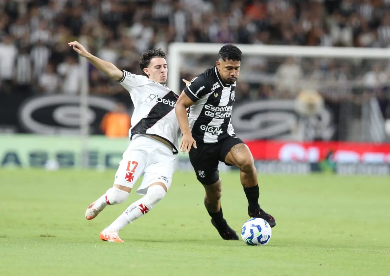 Imagem da notícia Ceará tenta nova vitória fora de casa diante do Vasco, que não vence em São Januário há quatro meses
