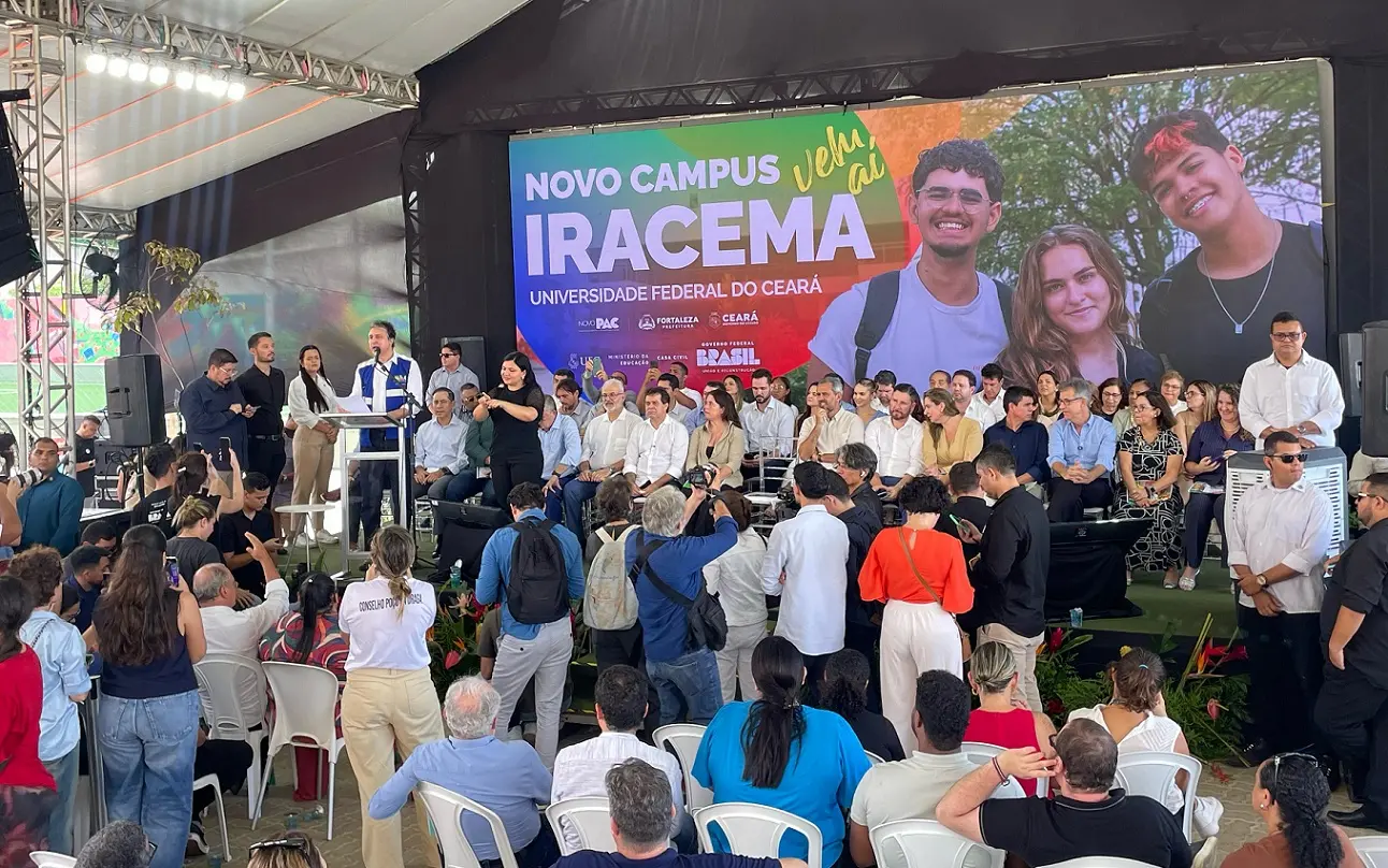 Imagem da notícia: Camilo diz que corte de verba para universidades é culpa de deputados federais; ‘cortaram bilhões'