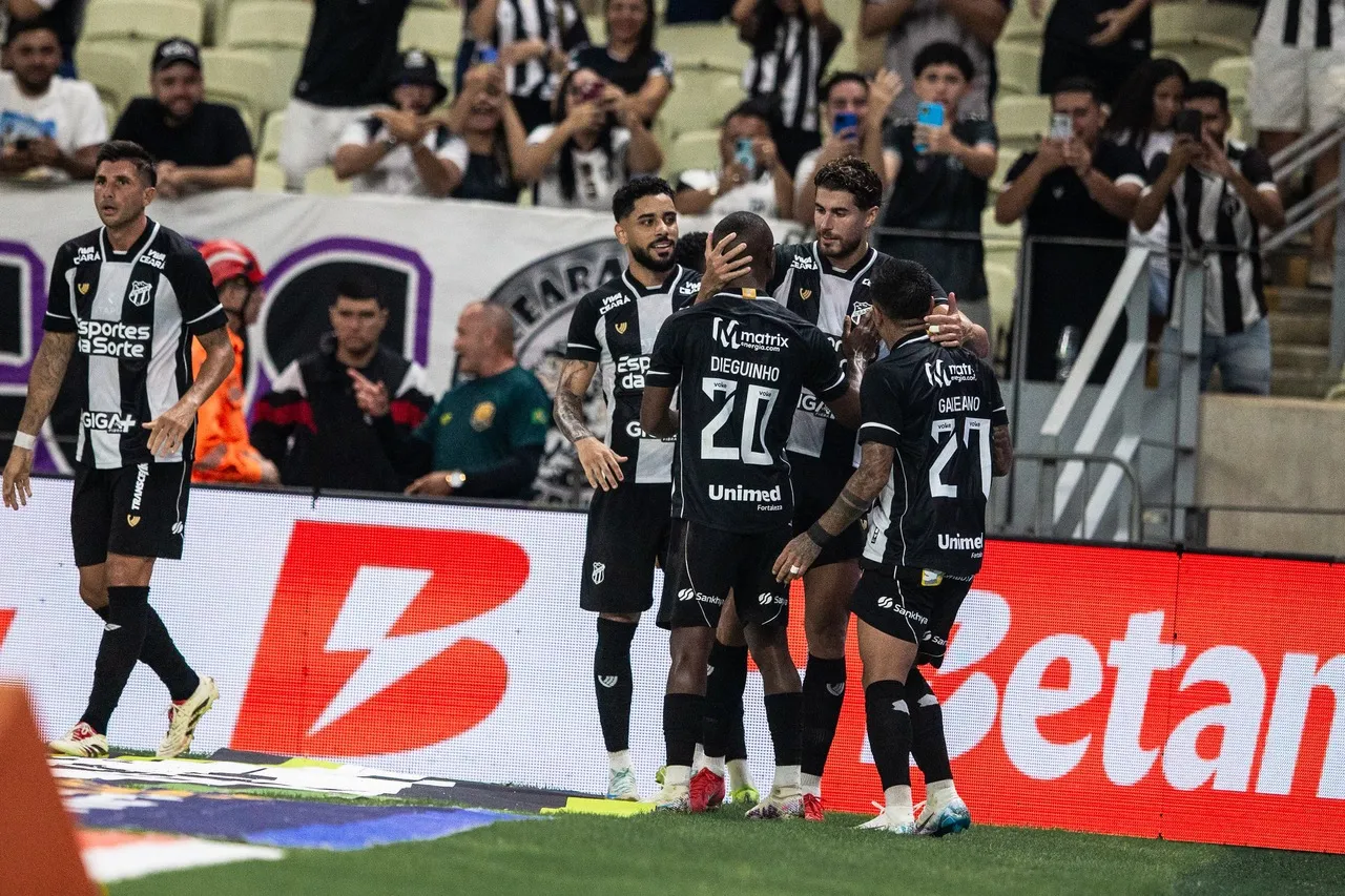 O Ceará fez gols em 20 dos 21 jogos na temporada 2025