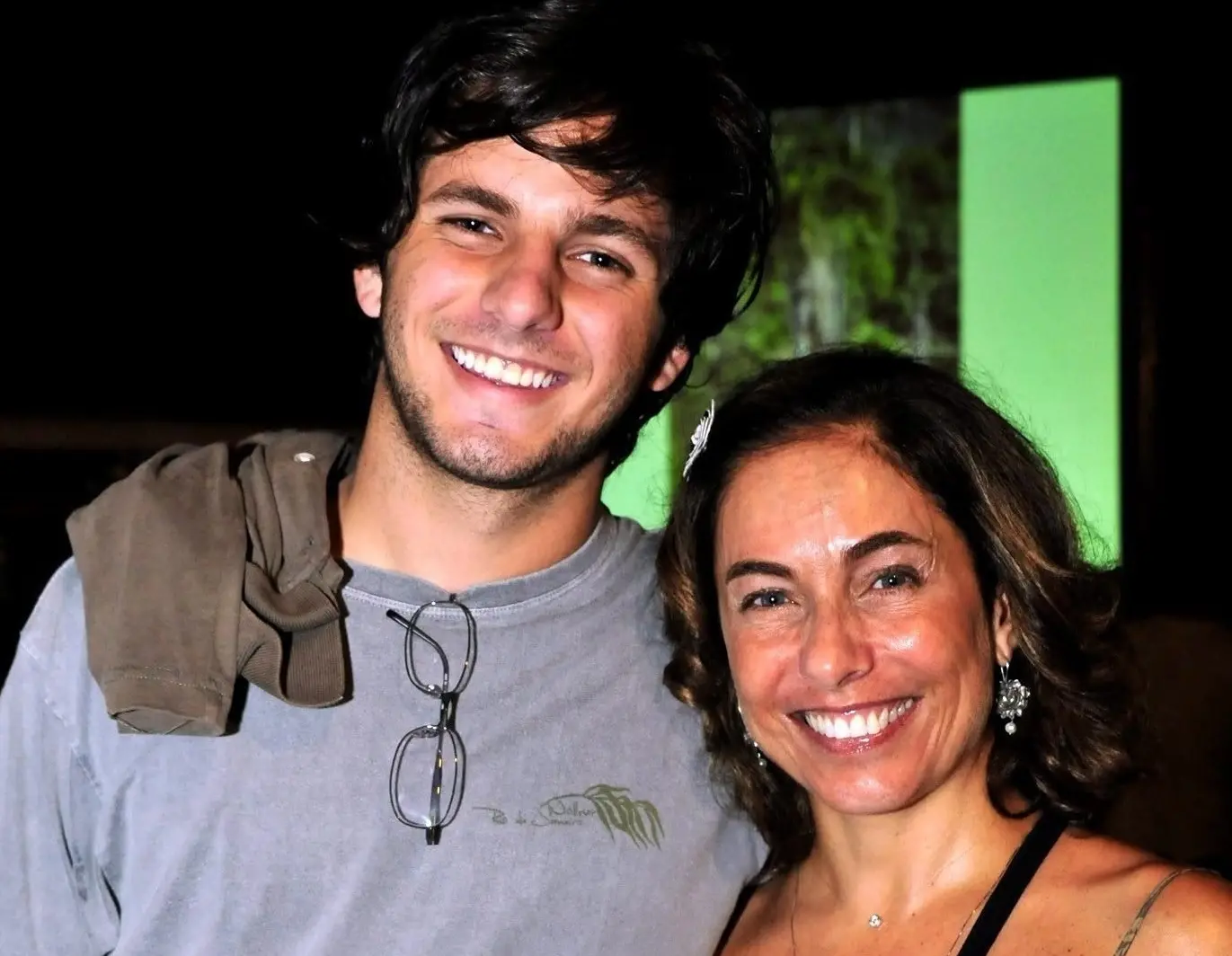 Imagem da notícia: Cissa Guimarães fala sobre morte do filho caçula: 'Nunca vou ser 100% feliz de novo'