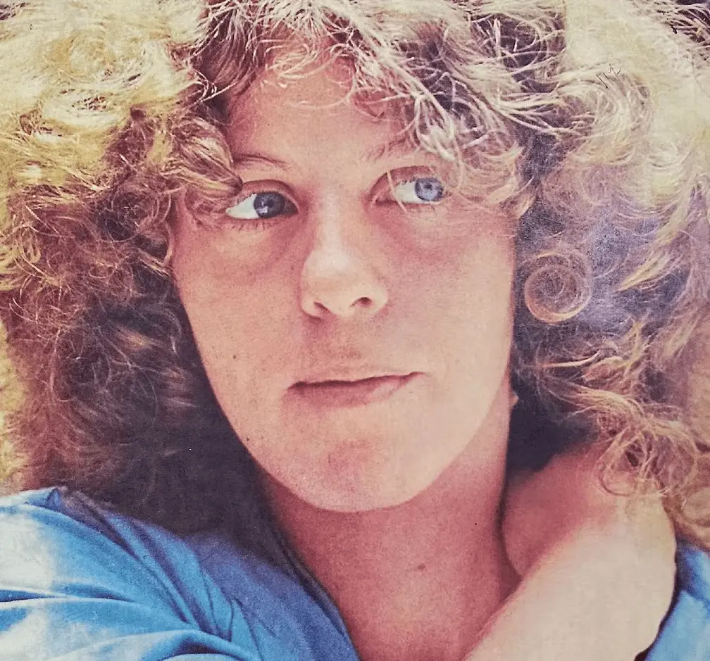 Imagem da notícia Sambista Cristina Buarque morre aos 74 anos; artista tratava um câncer