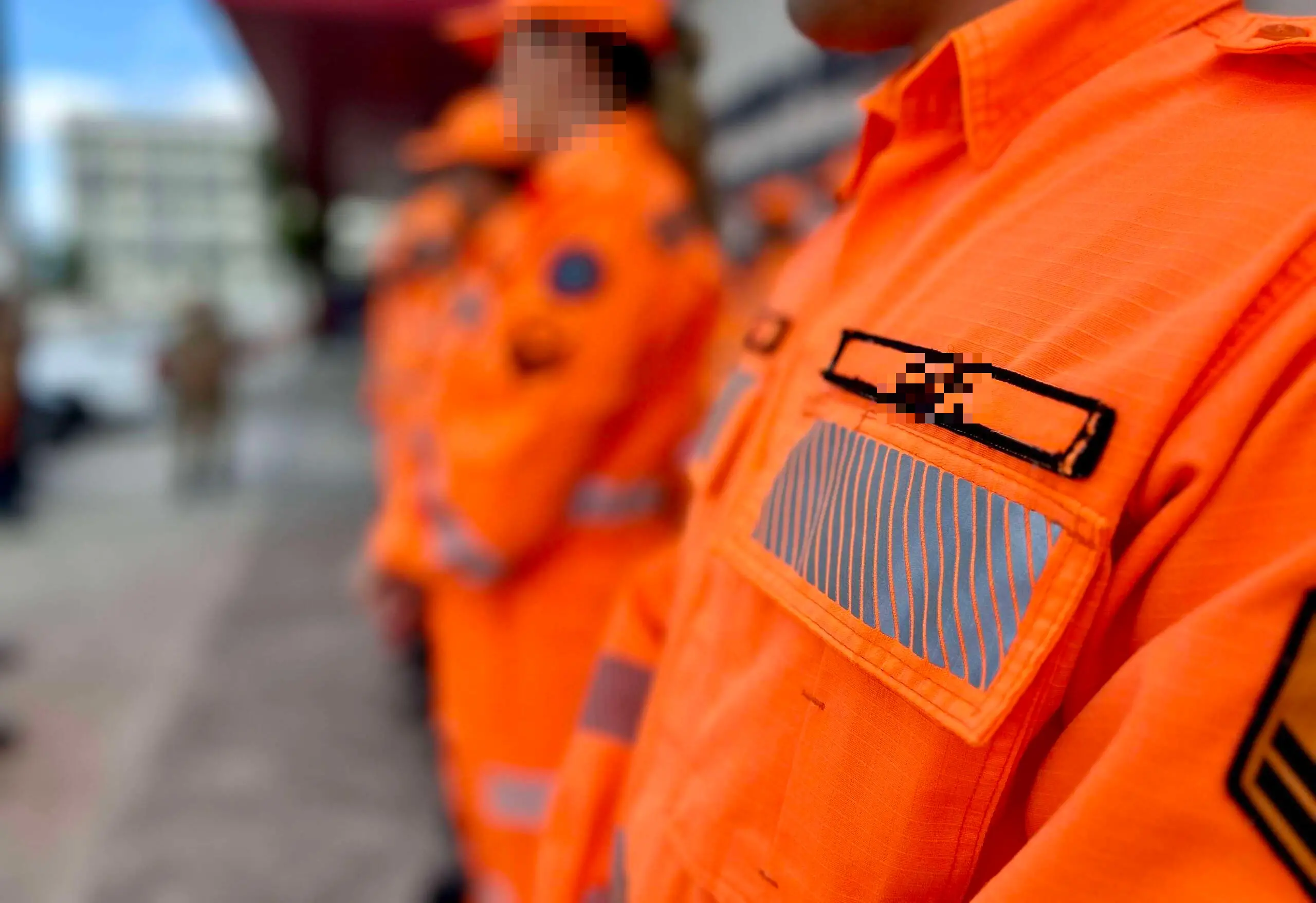 Imagem da notícia: Juiz suspende perda do cargo público de bombeiro militar condenado por estupros de crianças no Ceará
