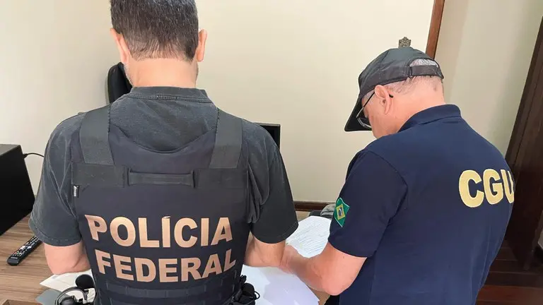 Imagem da notícia: Fraude no INSS: PF aponta indício de fraude e lavagem de dinheiro pela Contag