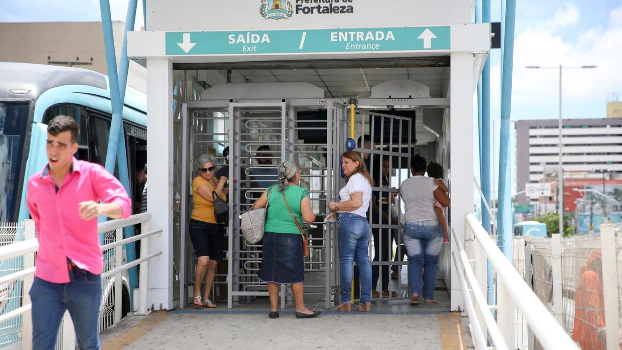 Imagem da notícia: Estações de ônibus da Av. Bezerra de Menezes são interditadas para obras nesta quarta (30); entenda