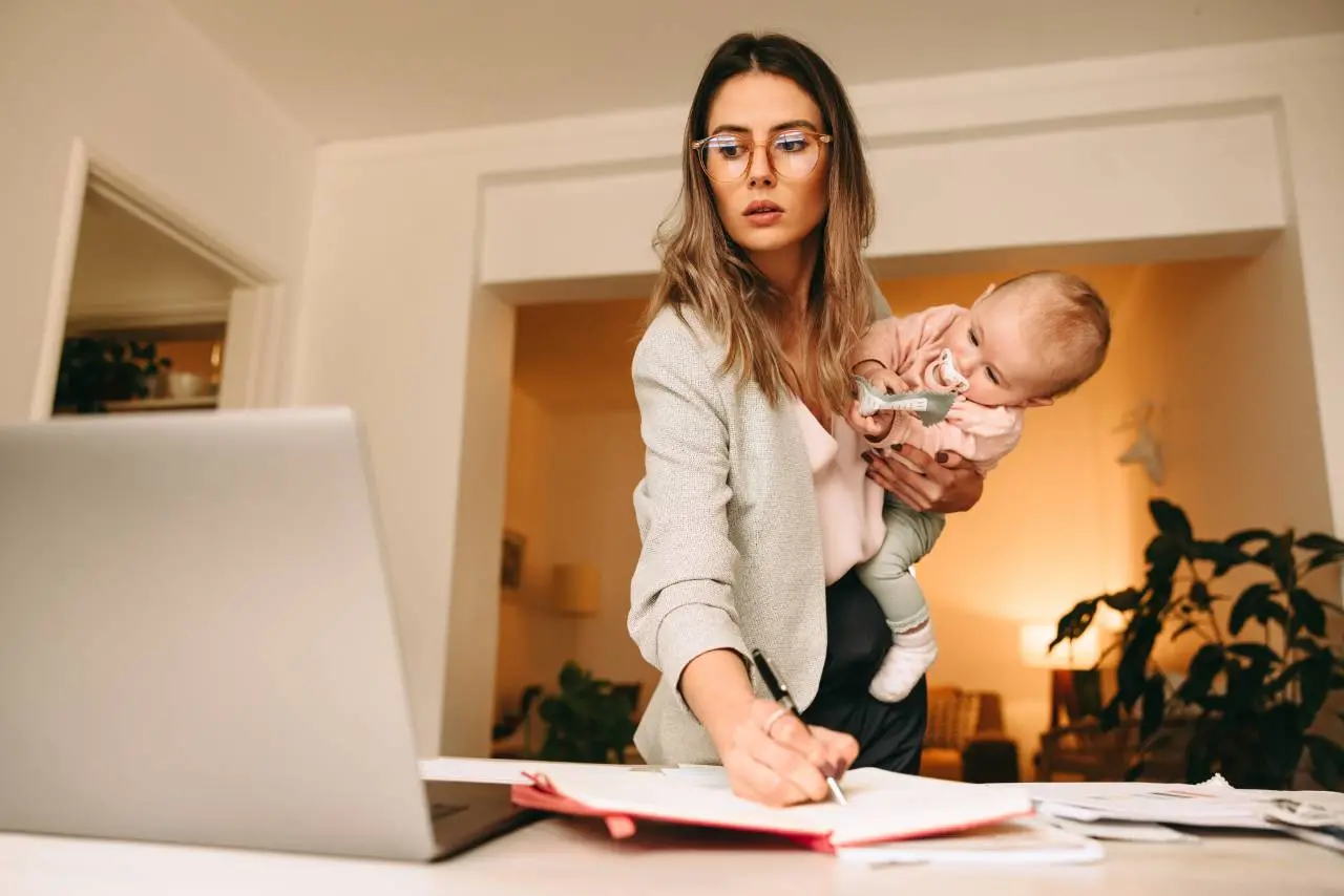 Imagem da notícia: Mães que lideram: um caminho estratégico para empresas mais humanas e competitivas