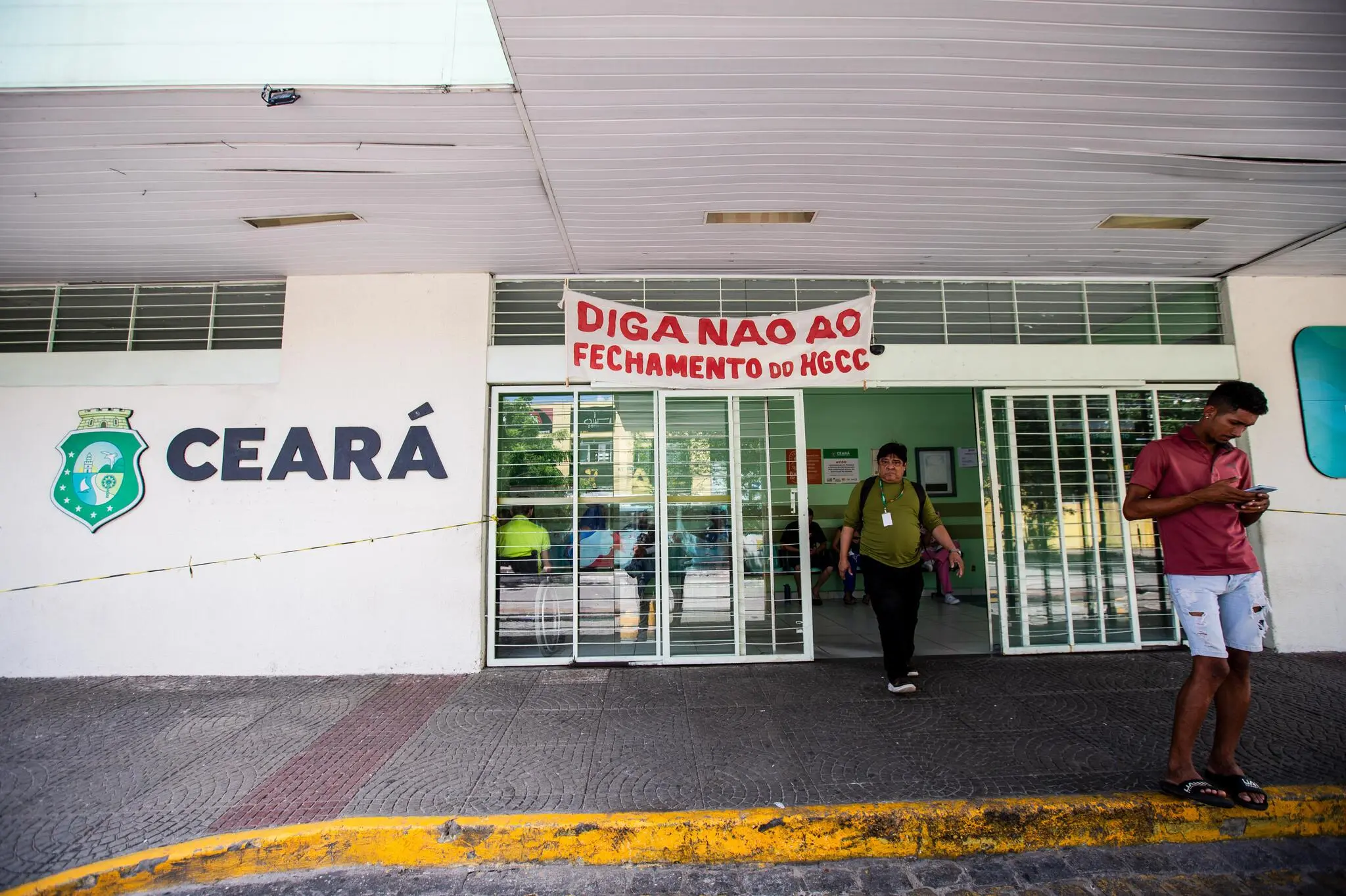 Imagem da notícia: Hospital César Cals transfere e encerra ao menos 3 serviços do prédio; até julho terá só maternidade