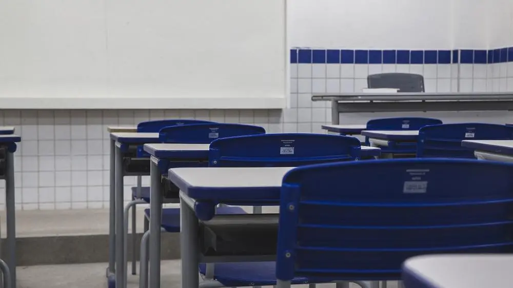 Imagem da notícia: Prefeitura de Fortaleza abre seleção para monitores escolares com bolsa de R$ 200; saiba mais