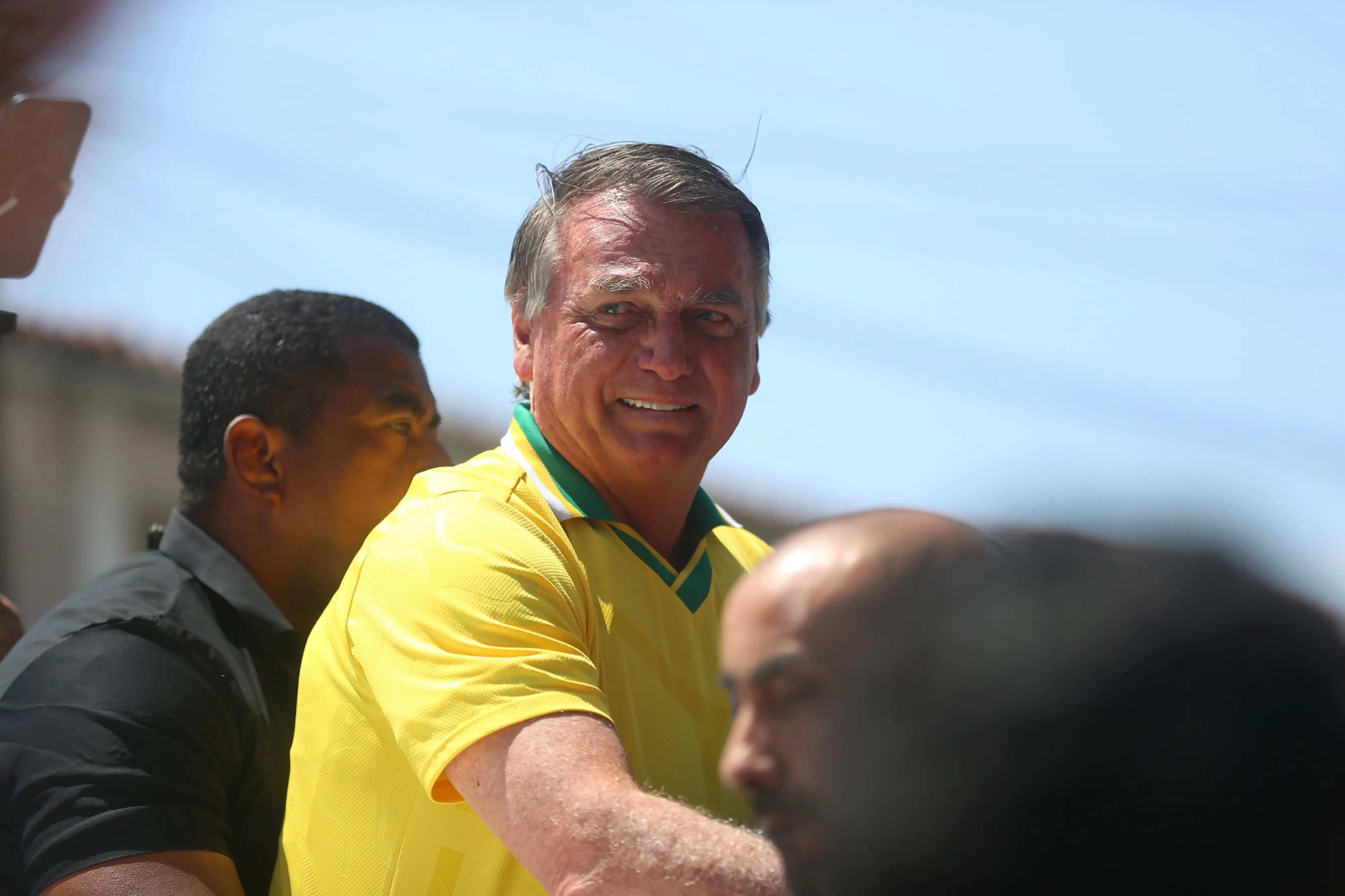 Imagem da notícia Ex-presidente Jair Bolsonaro cumpre agenda do PL em Fortaleza no final de maio