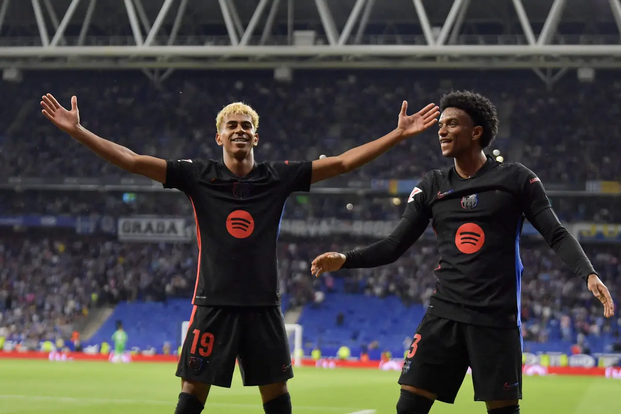 Imagem da notícia Jogos de hoje na TV: veja onde assistir e horário das partidas de domingo (5)