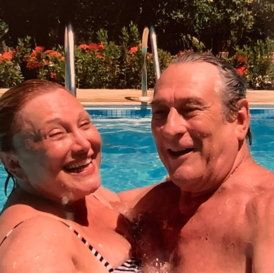 Imagem da notícia: Beth Goulart compartilha cliques raros dos pais, Nicette Bruno e Paulo Goulart