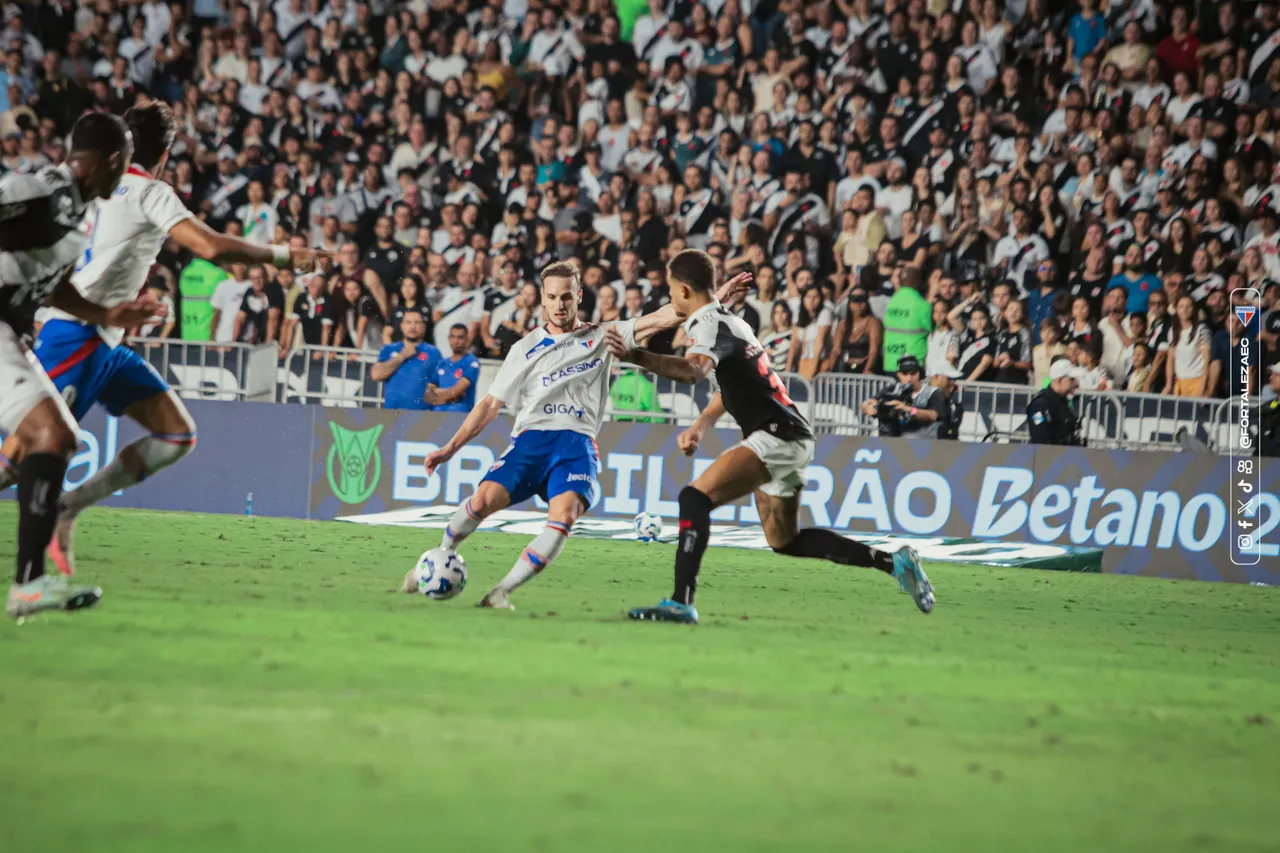 O Fortaleza até criou ao longo do jogo, mas as falhas defensivas levaram o time a derrota