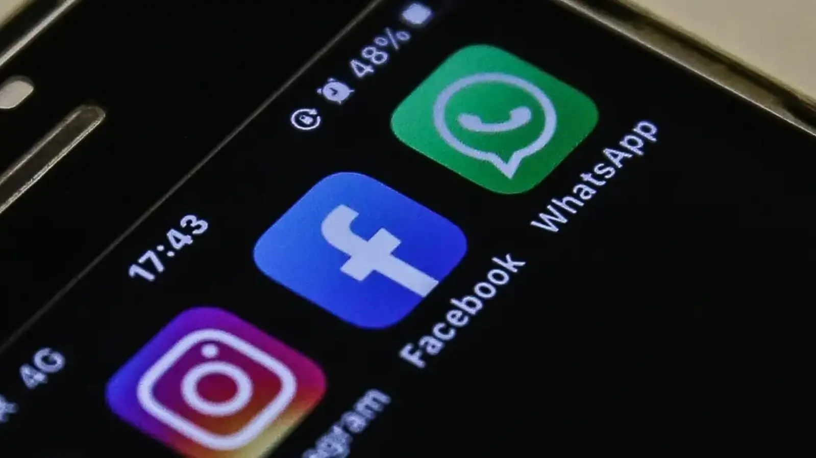 Imagem da notícia: Redes sociais e milhas aéreas como herança? Novo Código Civil propõe a criação de patrimônio digital