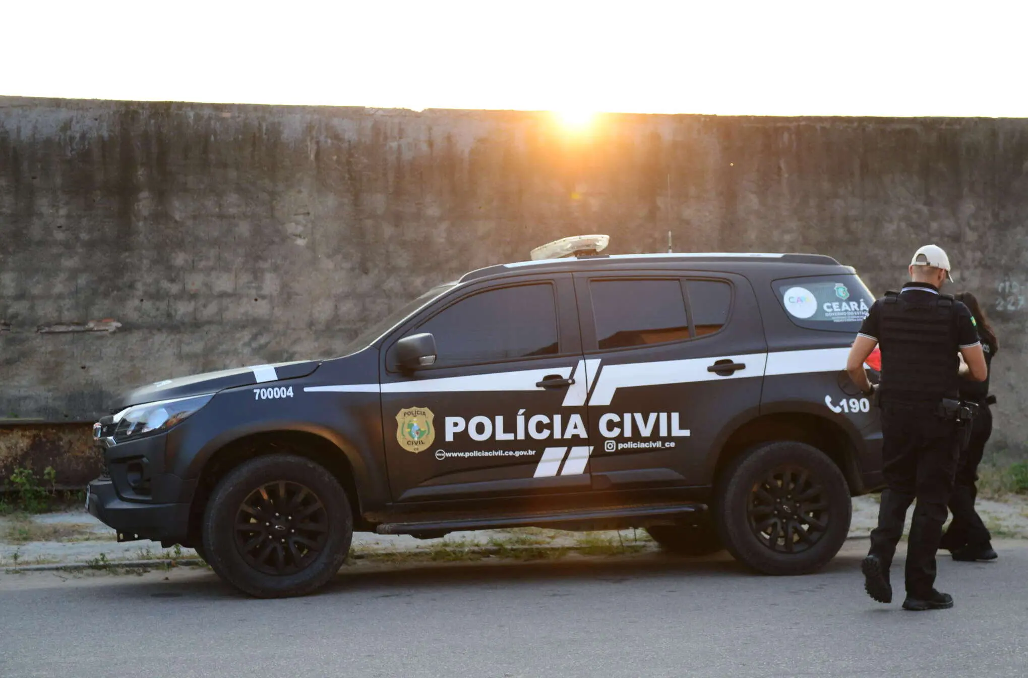 Imagem da notícia Três homens são mortos por disparos de arma de fogo em Maracanaú, na Grande Fortaleza