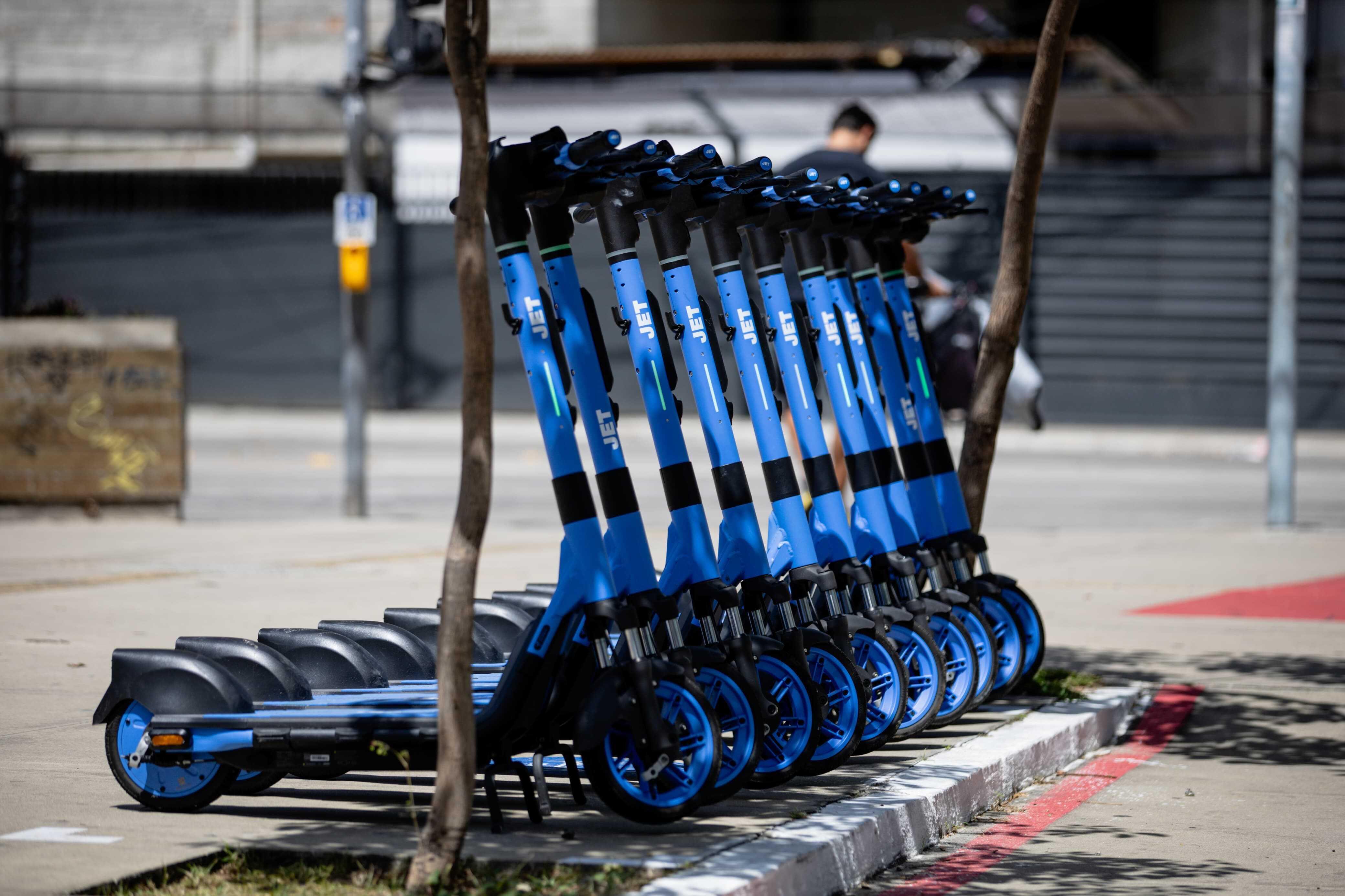 Imagem da notícia: Saiba como utilizar os patinetes elétricos compartilhados de Fortaleza