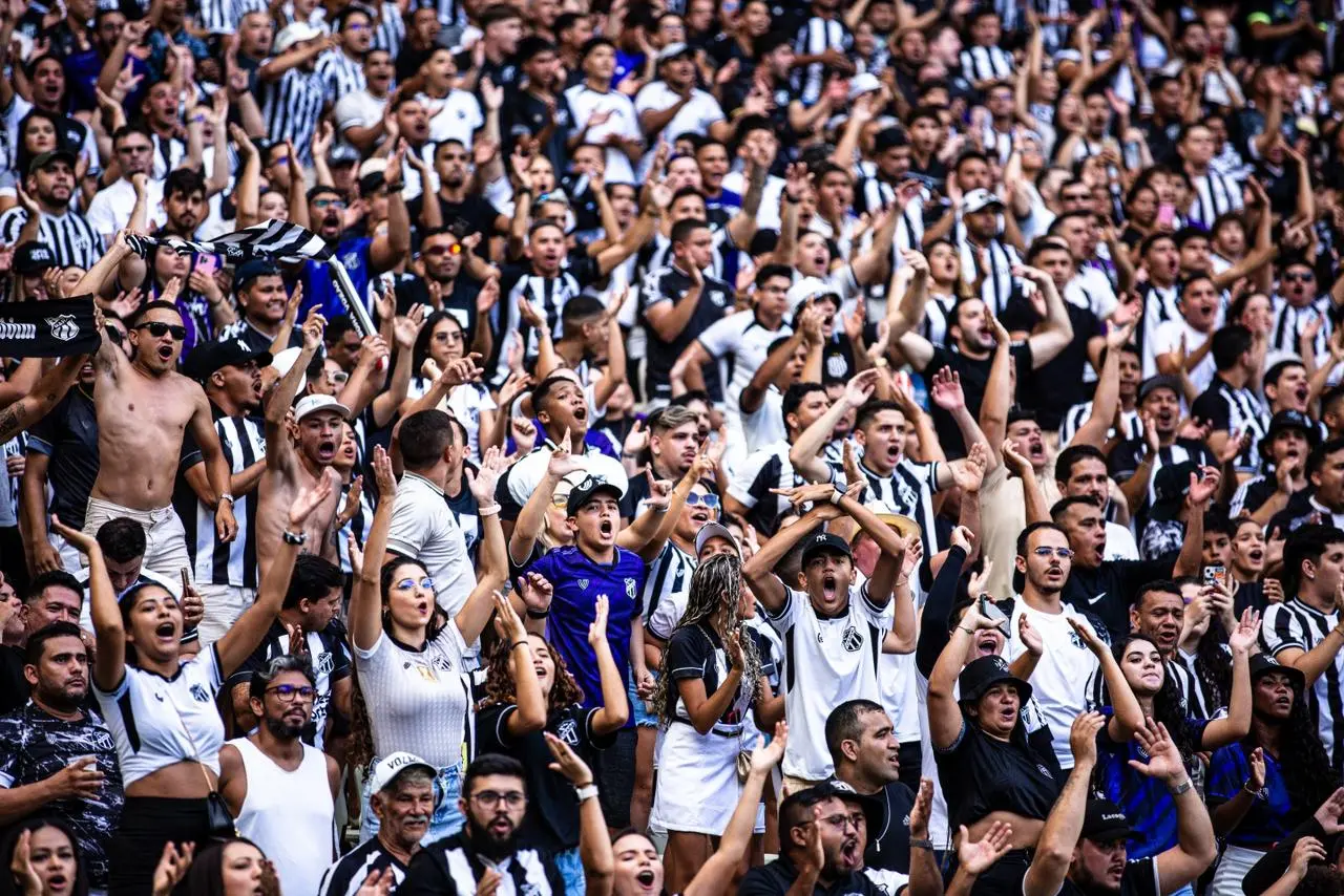 Imagem da notícia: Ceará x Atlético-MG tem mais de 20 mil torcedores confirmados uma semana antes do jogo