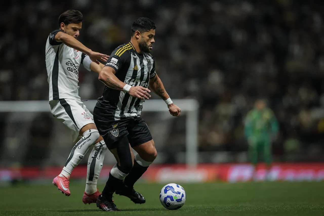 Hulk deve ser um dos titulares do Galo poupados contra o Ceará no dia 1º
