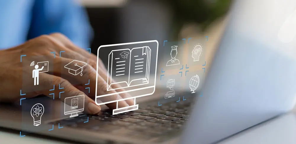 Imagem da notícia: Uece e Dell oferecem 3 mil vagas para cursos gratuitos de computação, inglês e IA