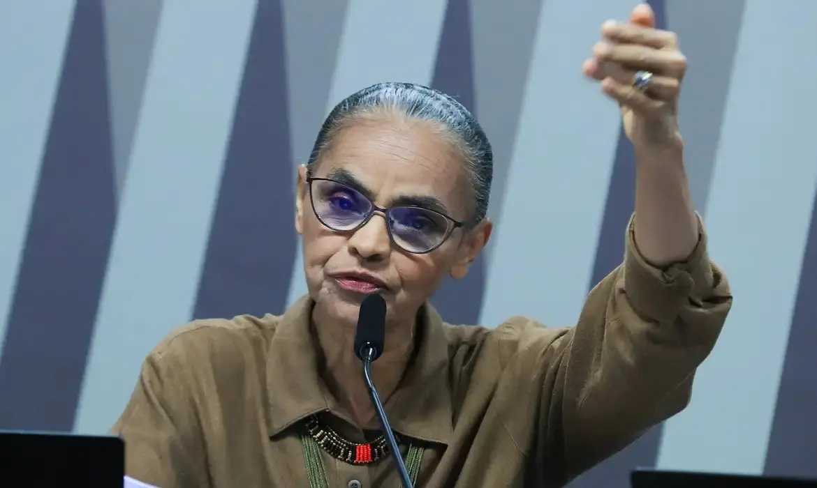 Imagem da notícia: Governo Lula repudia ataques a Marina Silva no Senado