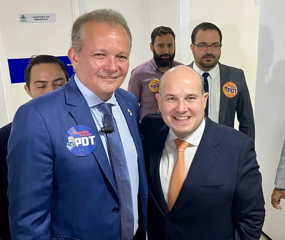 Imagem da notícia: André Figueiredo diz que saída de Roberto Cláudio era 'esperada' e que diálogo com PL incomodava