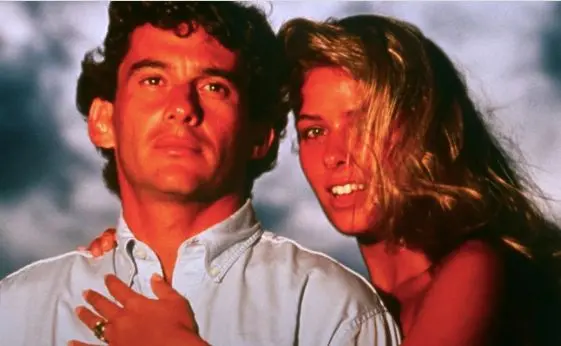 Imagem da notícia: Adriane Galisteu deve revelar detalhes da relação com Ayrton Senna em nova série