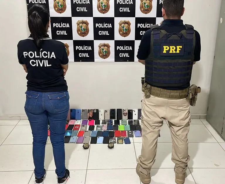 Imagem da notícia Polícia recupera 85 celulares furtados durante festejos em Barbalha; trio suspeito é preso