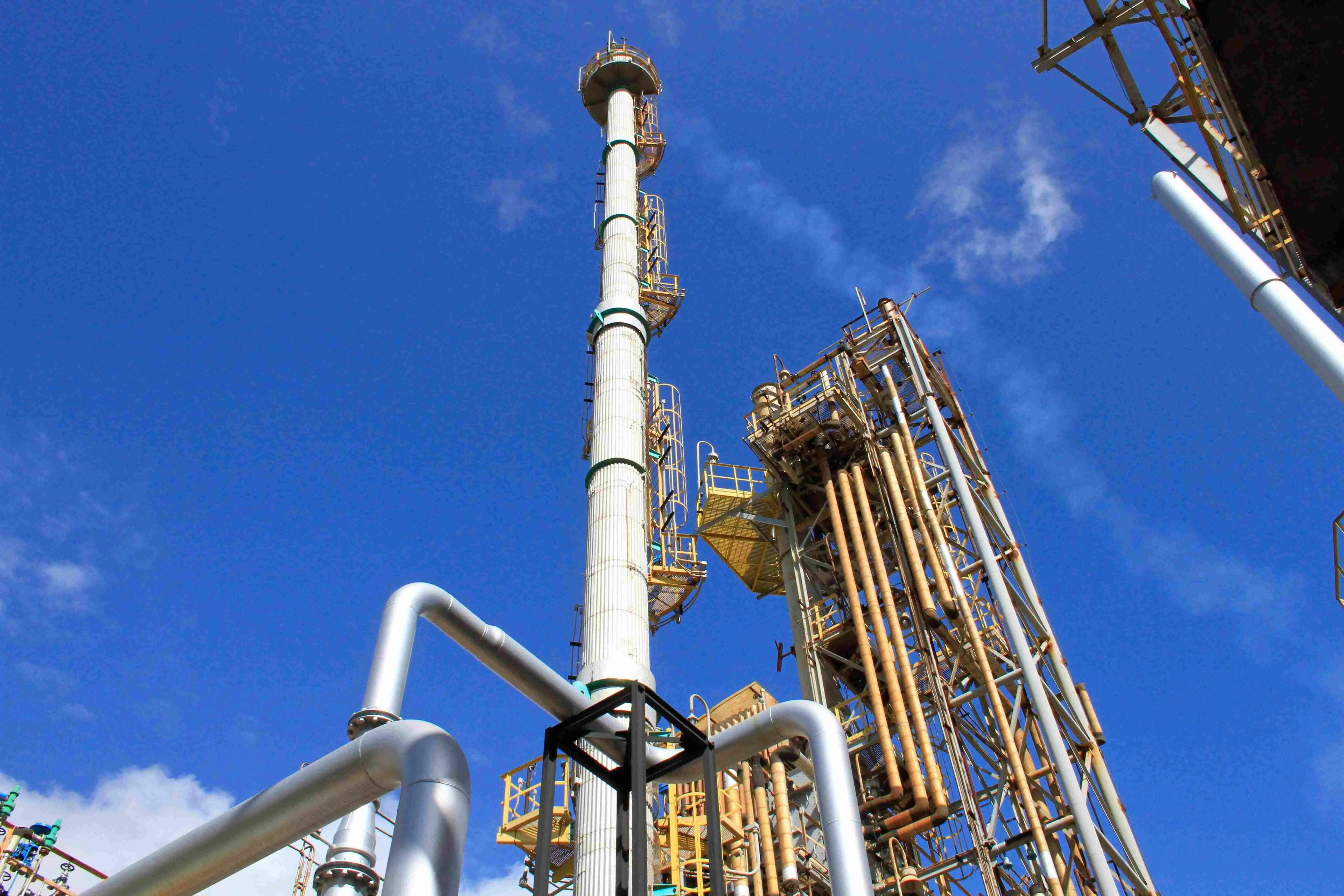 Imagem da notícia: Petrobras e Câmara de Fortaleza discutirão operação da Lubnor no Mucuripe, em reunião na quinta (5)