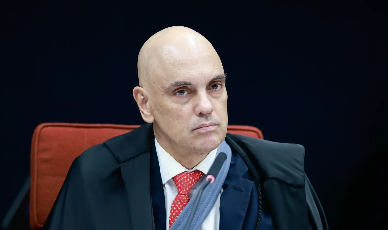 Imagem da notícia: Moraes conclui fase de testemunhas e agenda depoimento de Bolsonaro em ação sobre trama golpista