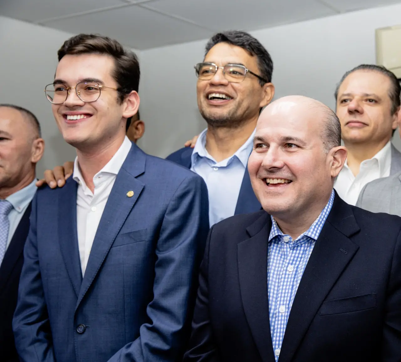 Imagem da notícia: 'Ficou gostinho de quero mais', diz Carmelo Neto sobre encontro de Roberto Cláudio com Bolsonaro